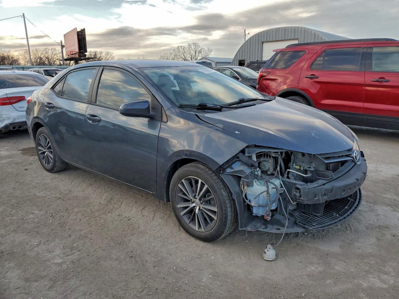 2016 TOYOTA COROLLA