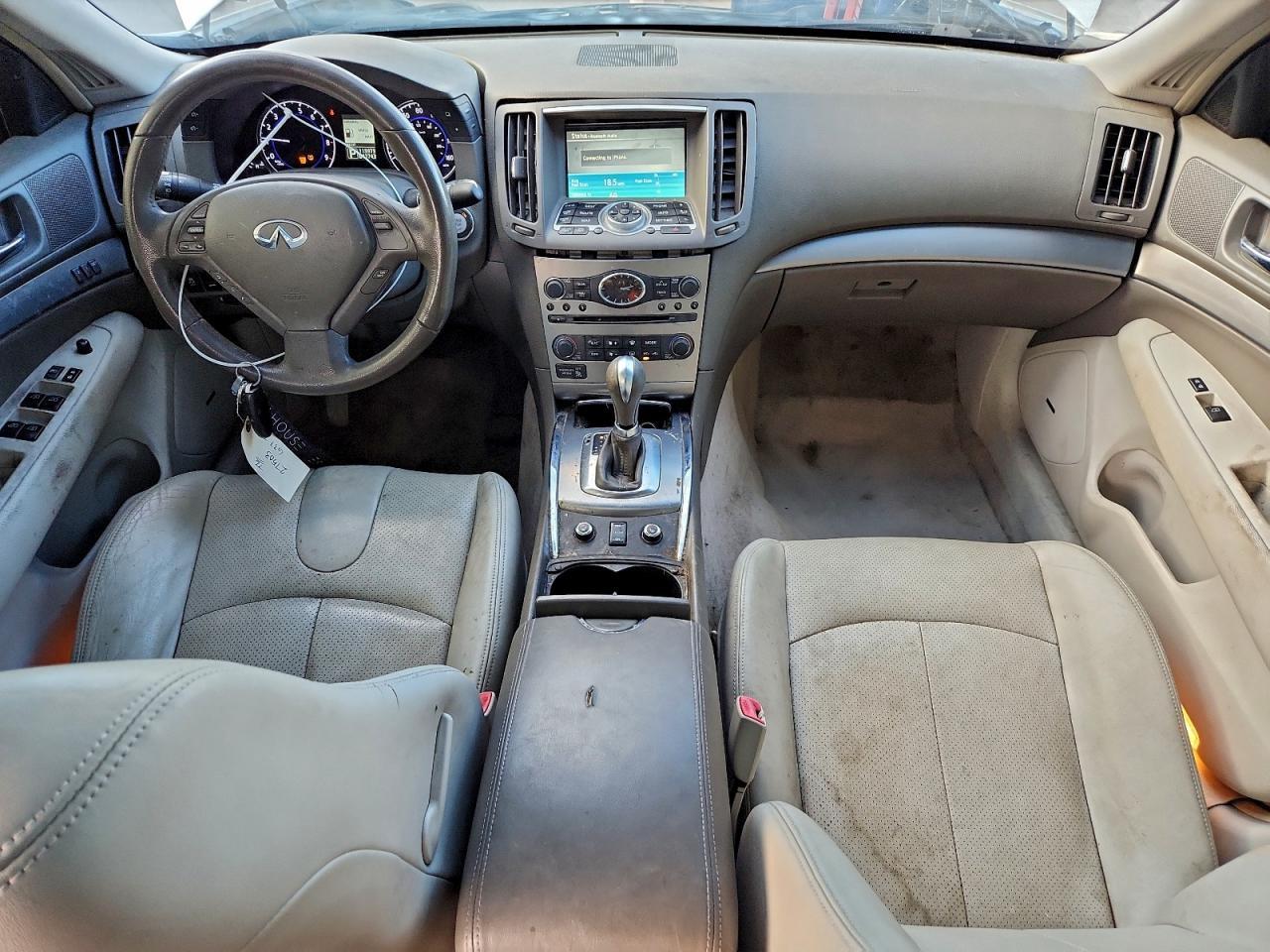 2011 INFINITI G37