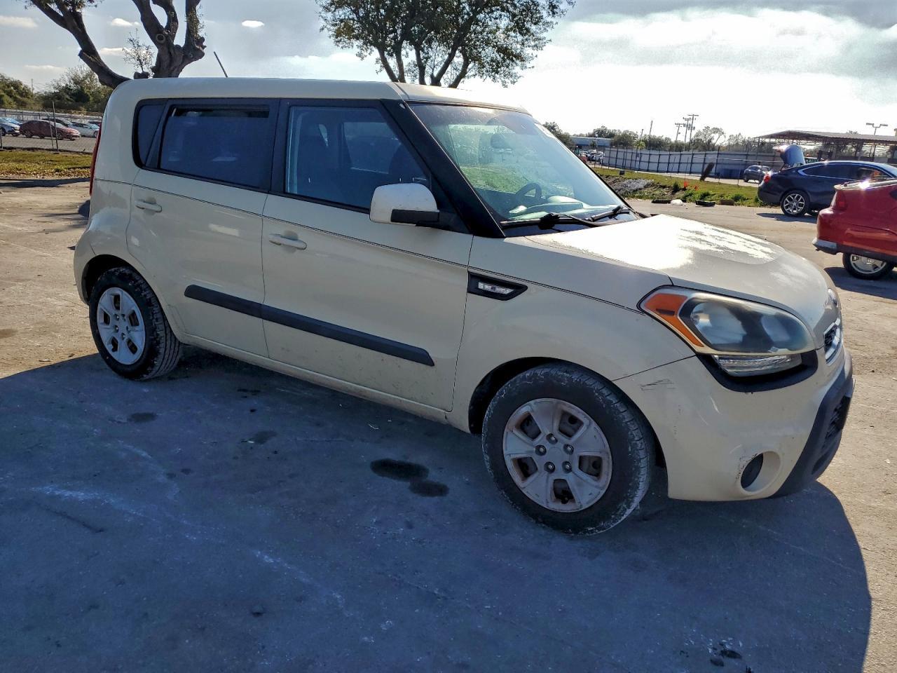 2013 KIA SOUL