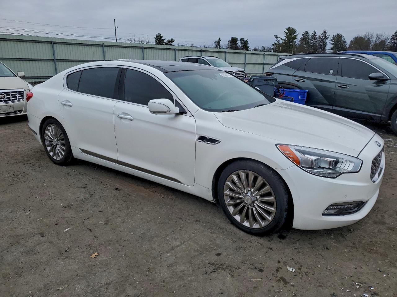 2015 KIA K900
