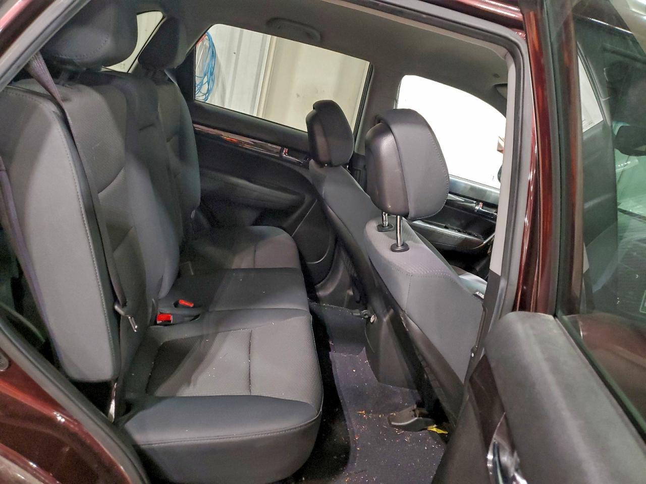 2012 KIA SORENTO
