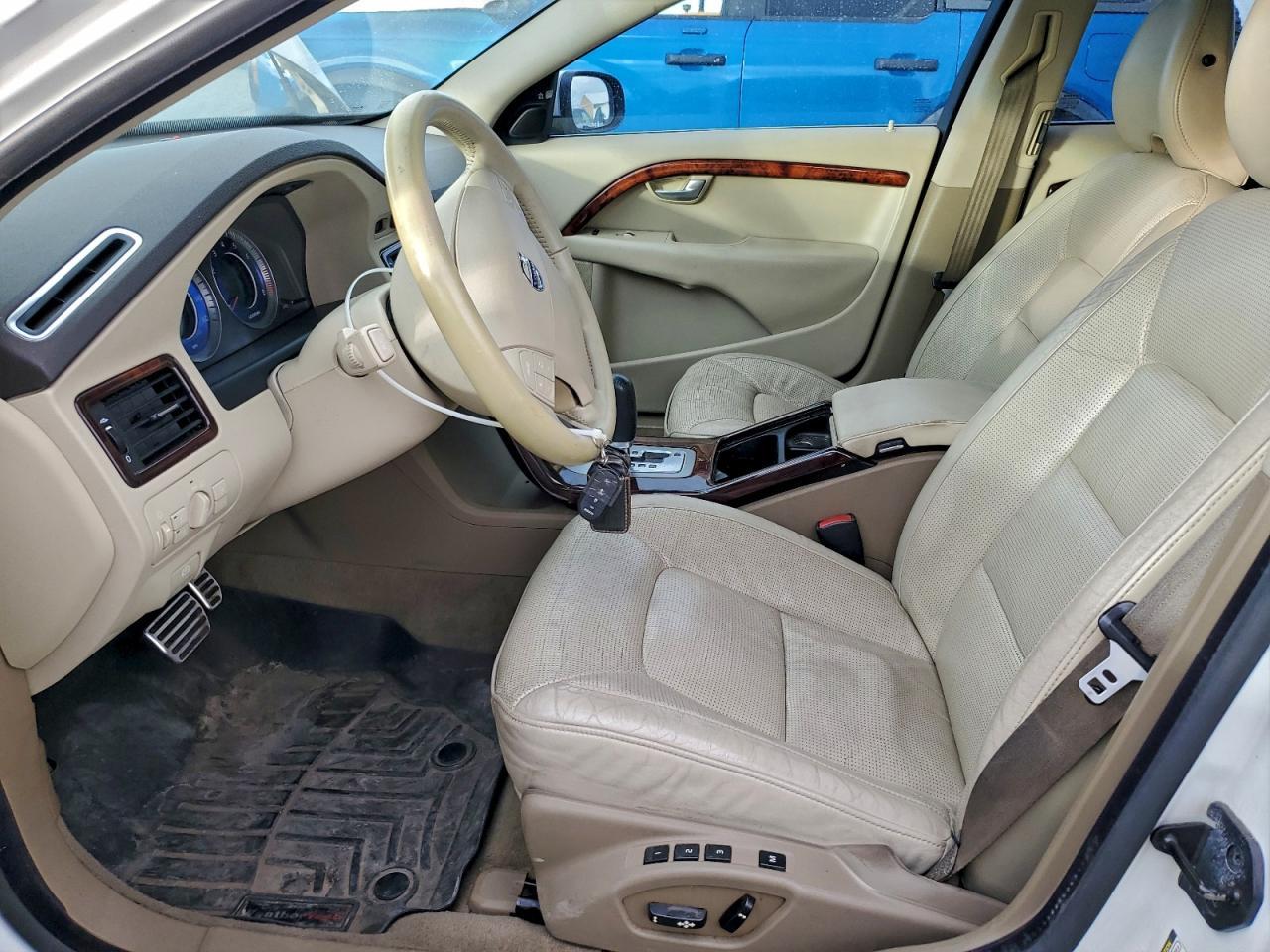 2008 VOLVO S80
