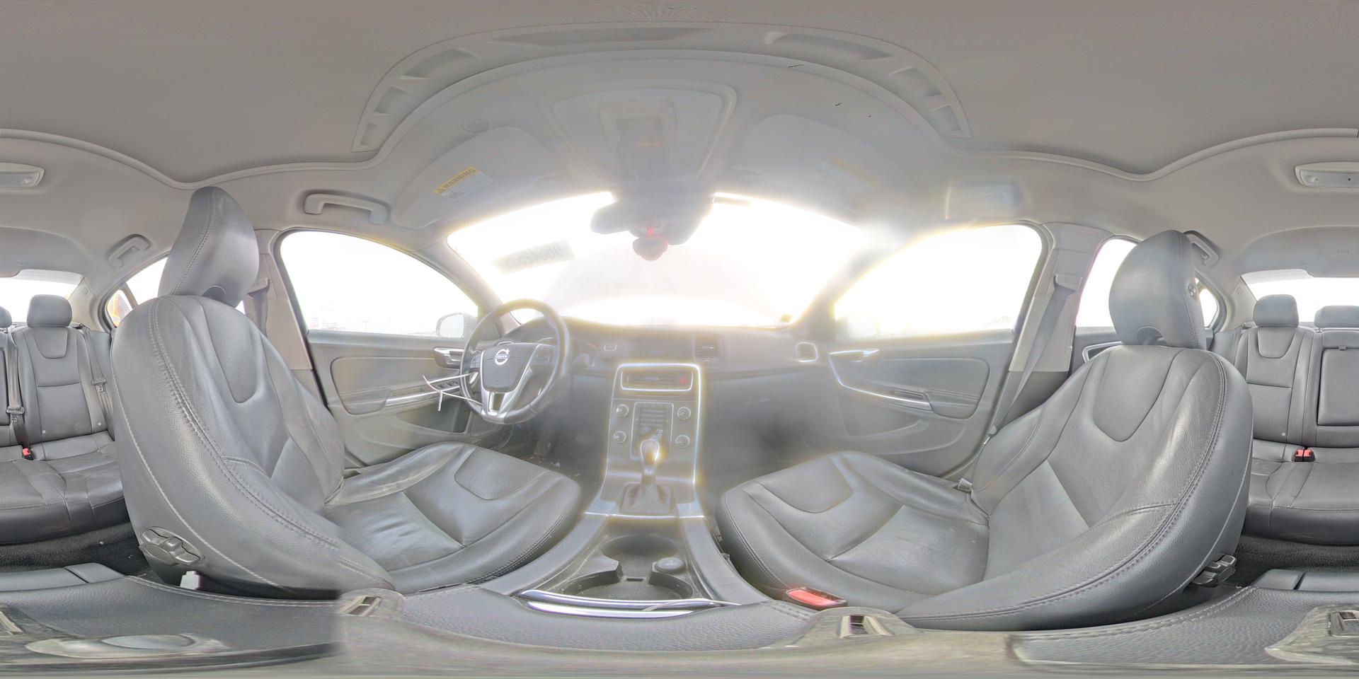 2015 VOLVO S60