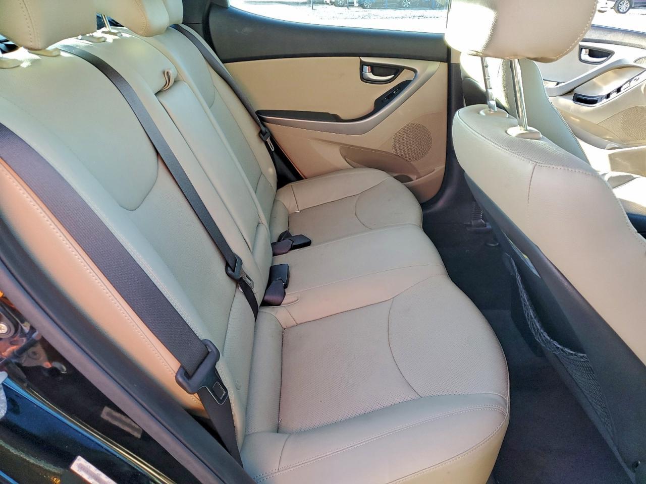2014 HYUNDAI ELANTRA