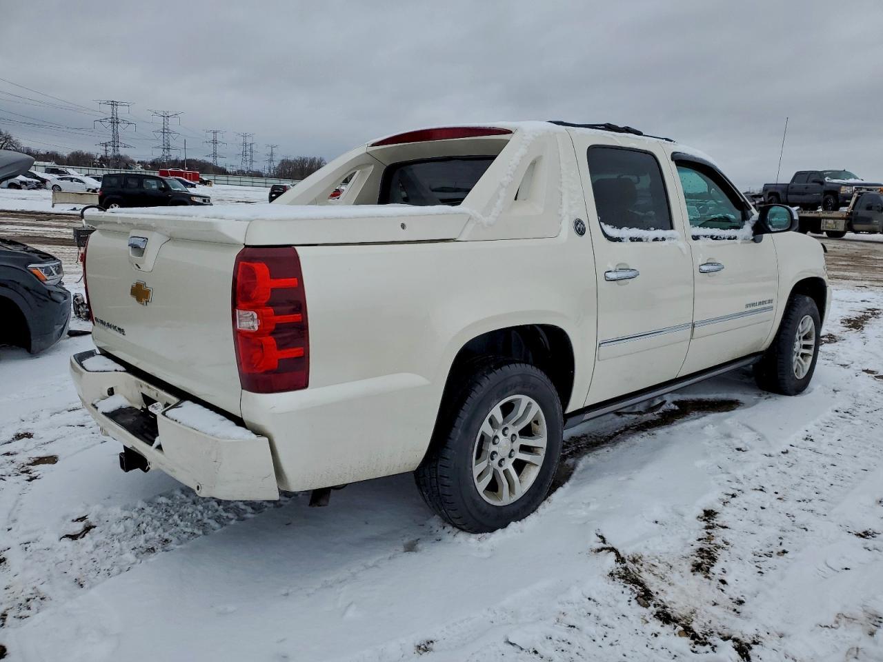 2013 CHEVROLET Avalanche