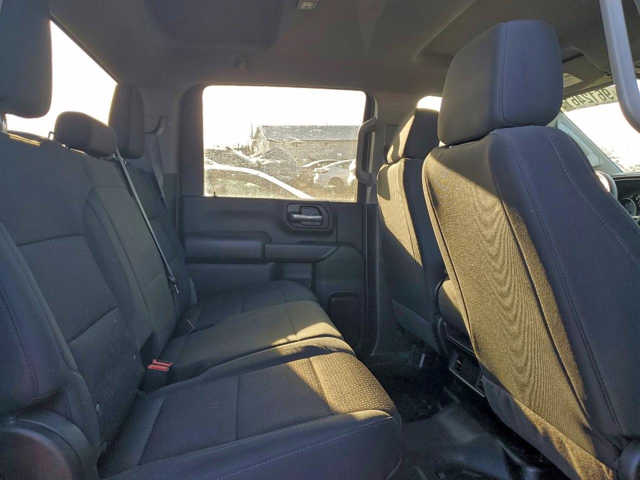 2025 CHEVROLET Silverado