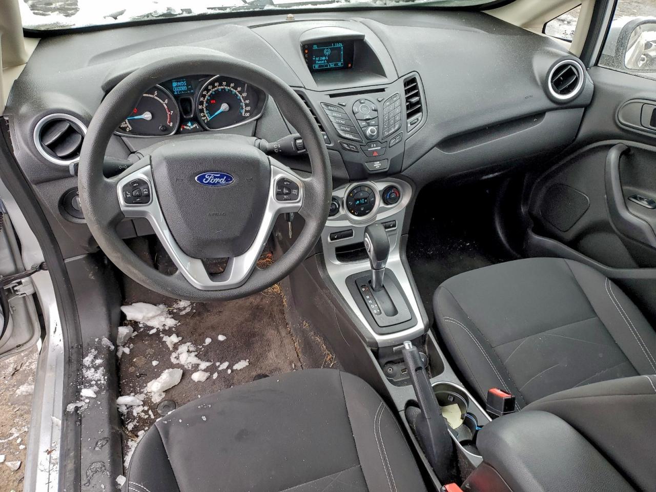 2017 FORD Fiesta