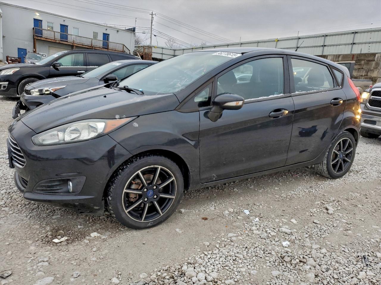 2015 FORD Fiesta