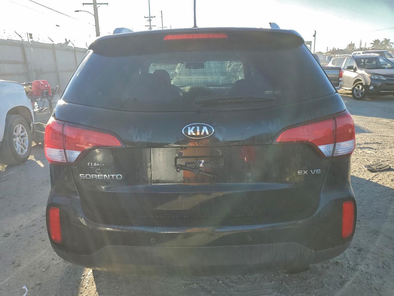 2015 KIA SORENTO