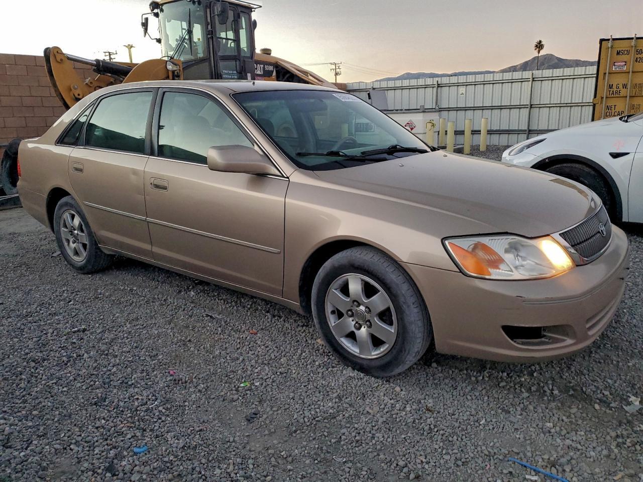 2001 TOYOTA Avalon