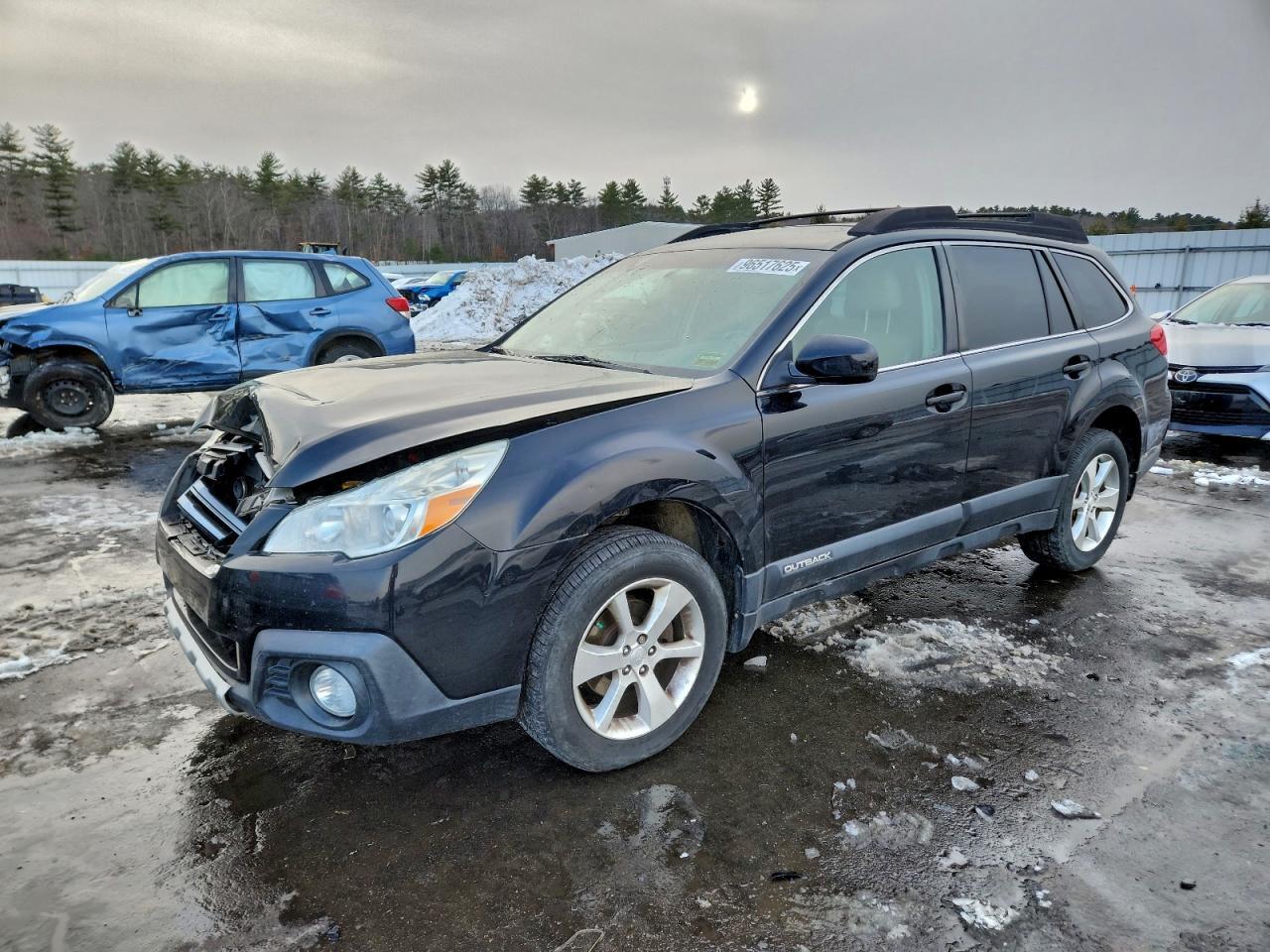 2013 SUBARU Outback
