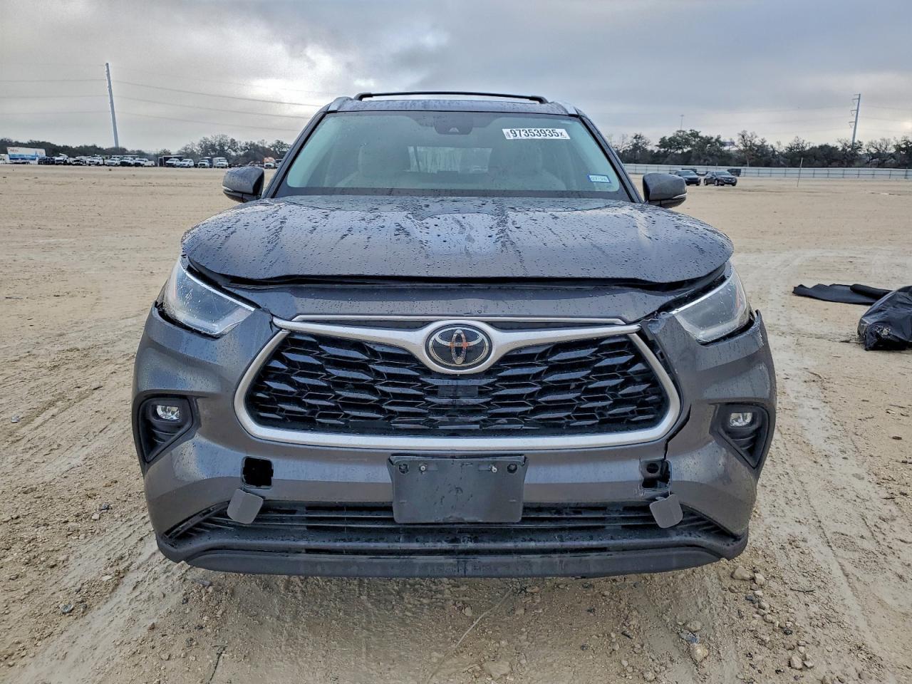 2021 TOYOTA HIGHLANDER