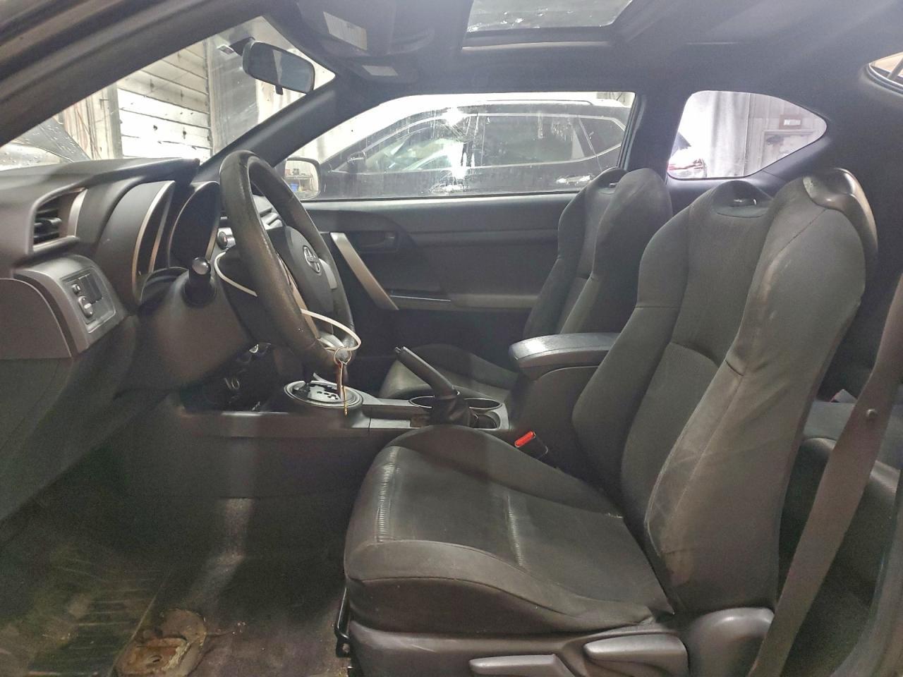 2011 TOYOTA SCION