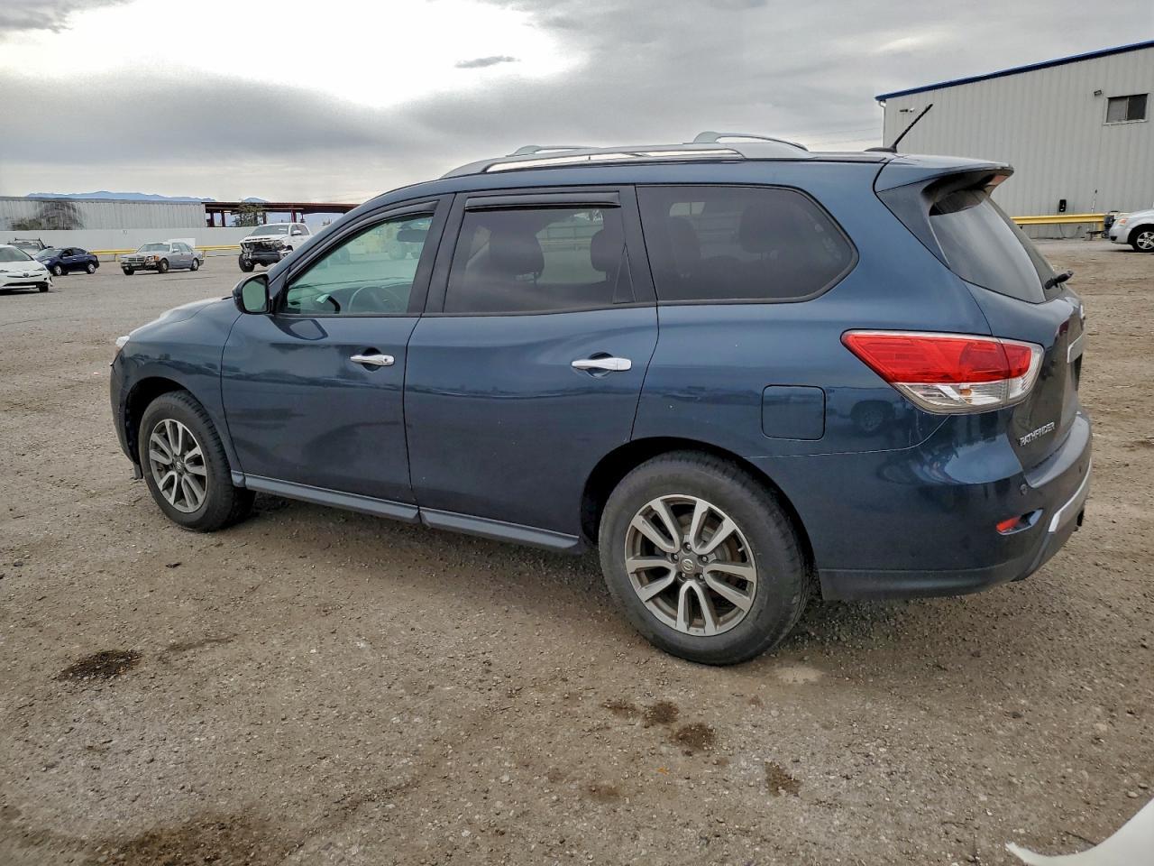 2013 NISSAN PATHFINDER