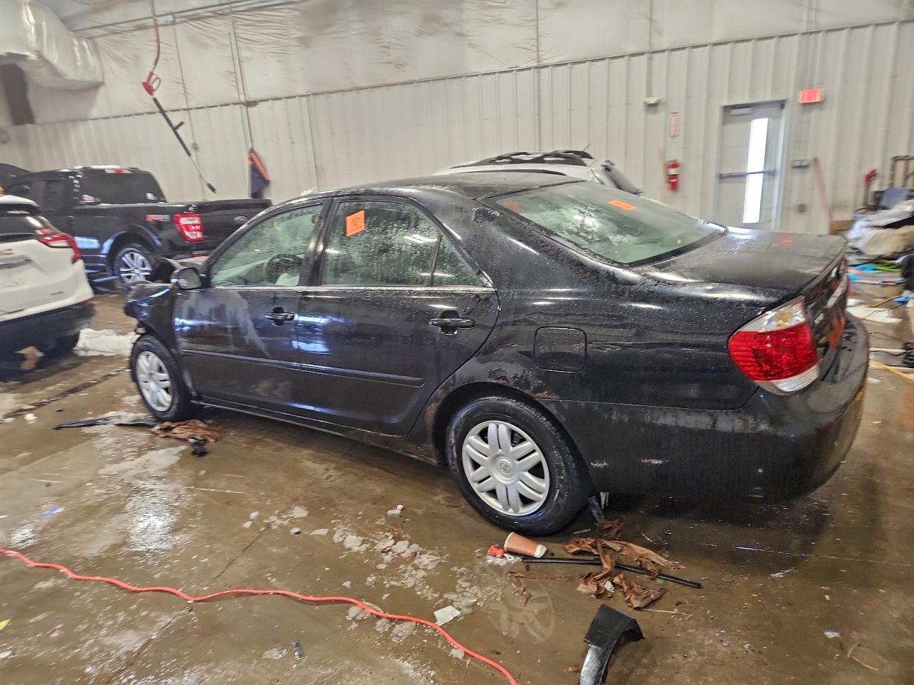 2005 TOYOTA CAMRY