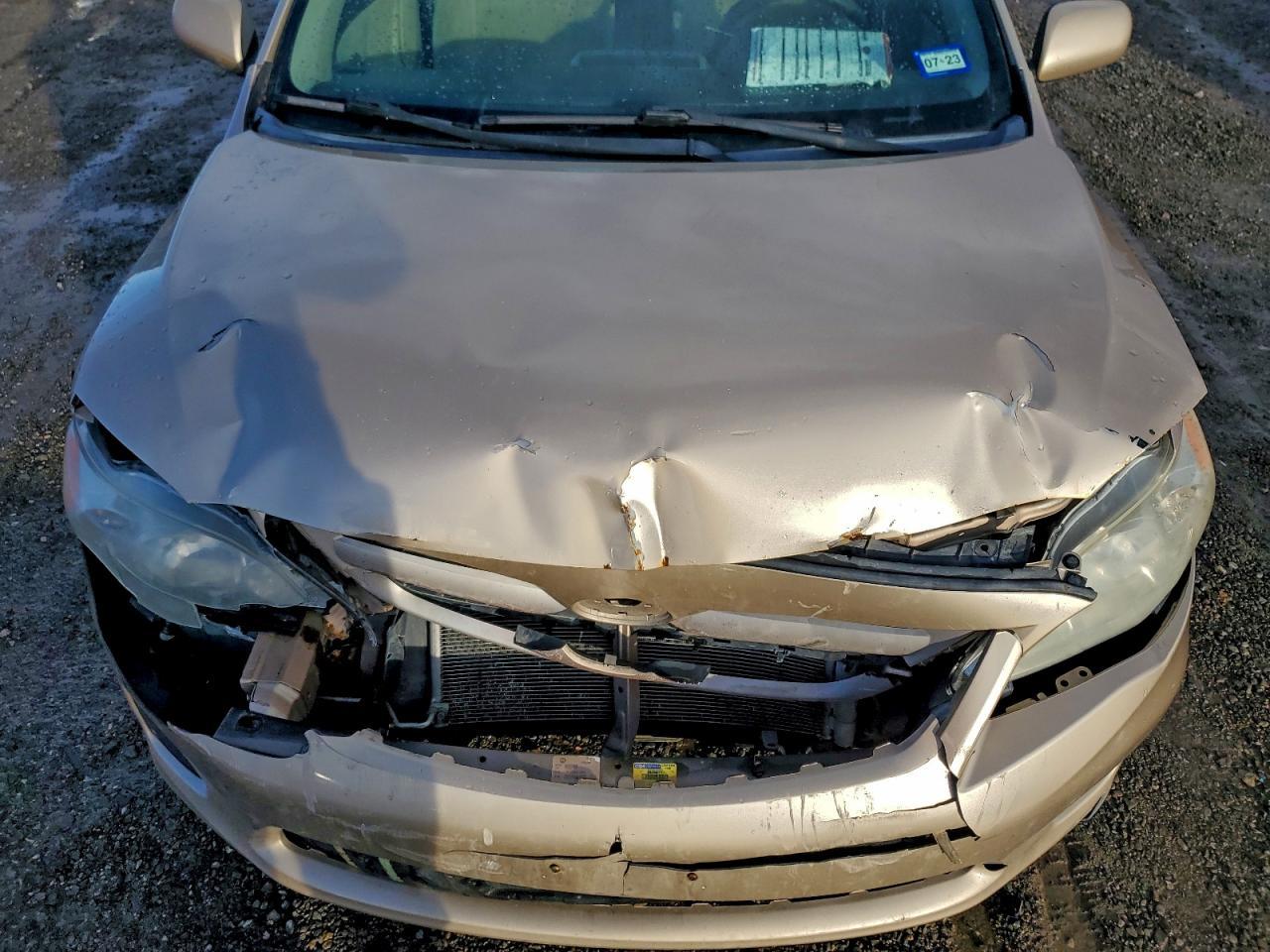 2011 TOYOTA COROLLA