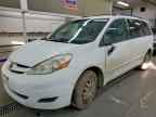 2009 TOYOTA SIENNA