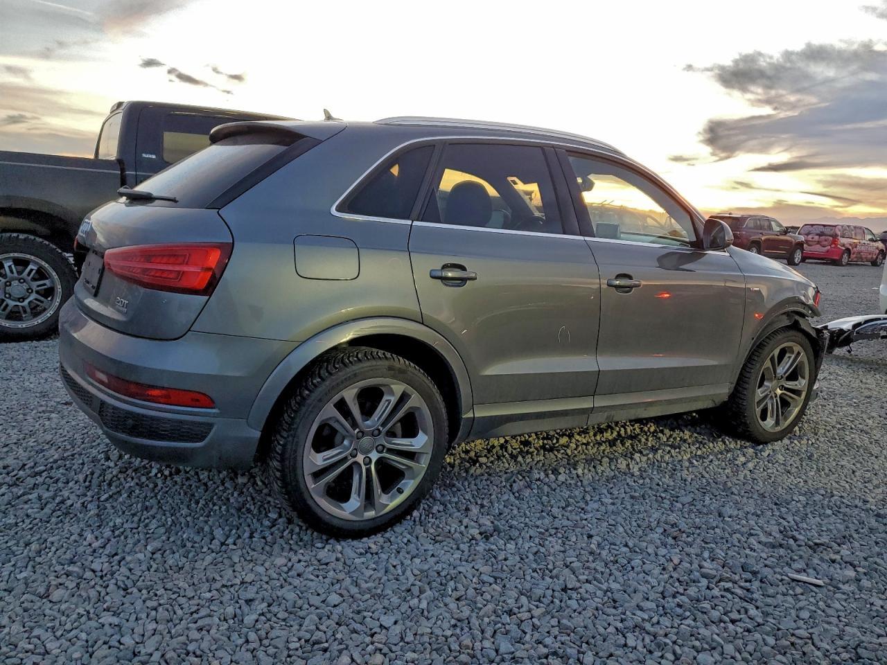 2016 AUDI Q3
