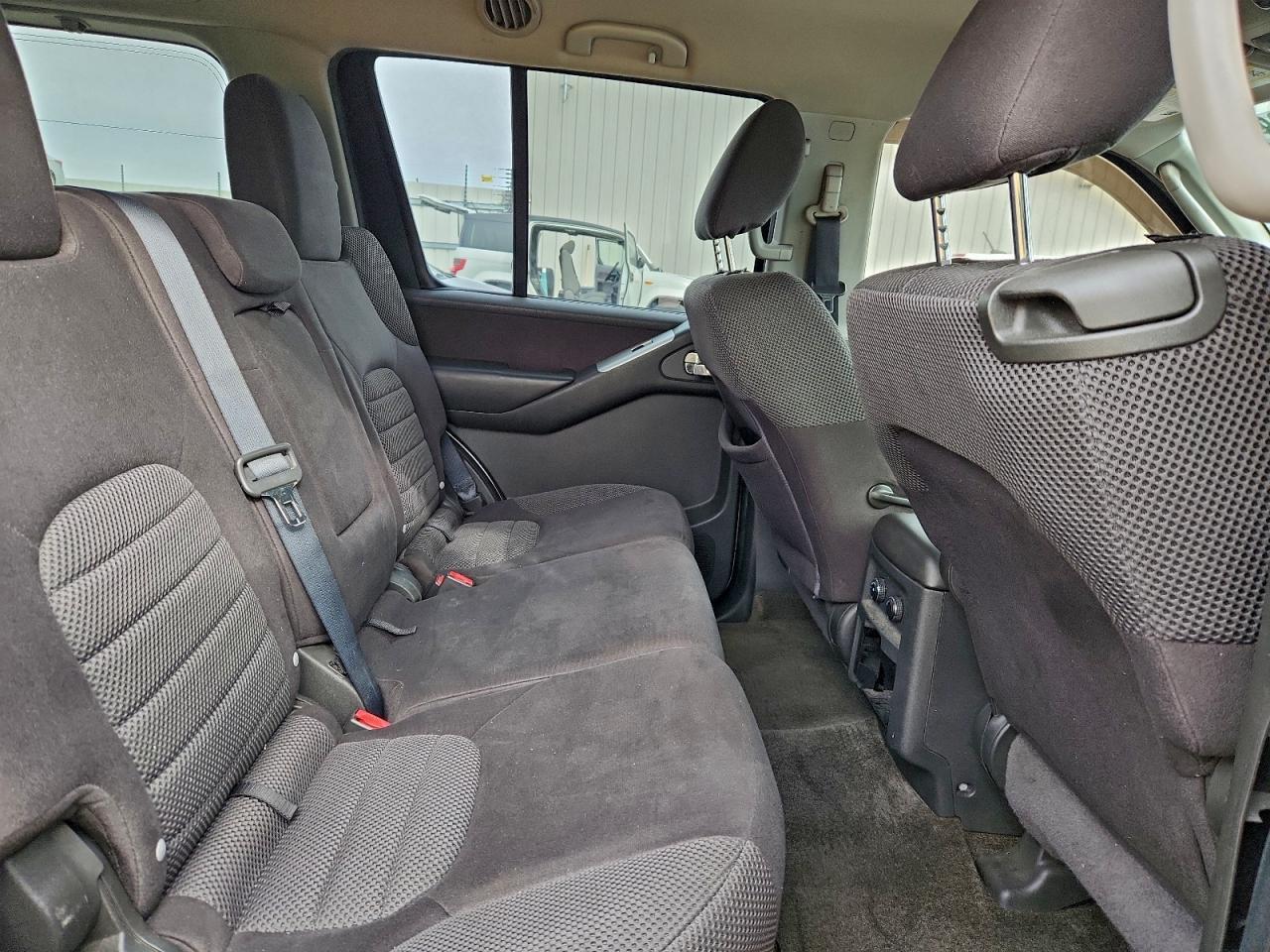 2012 NISSAN PATHFINDER