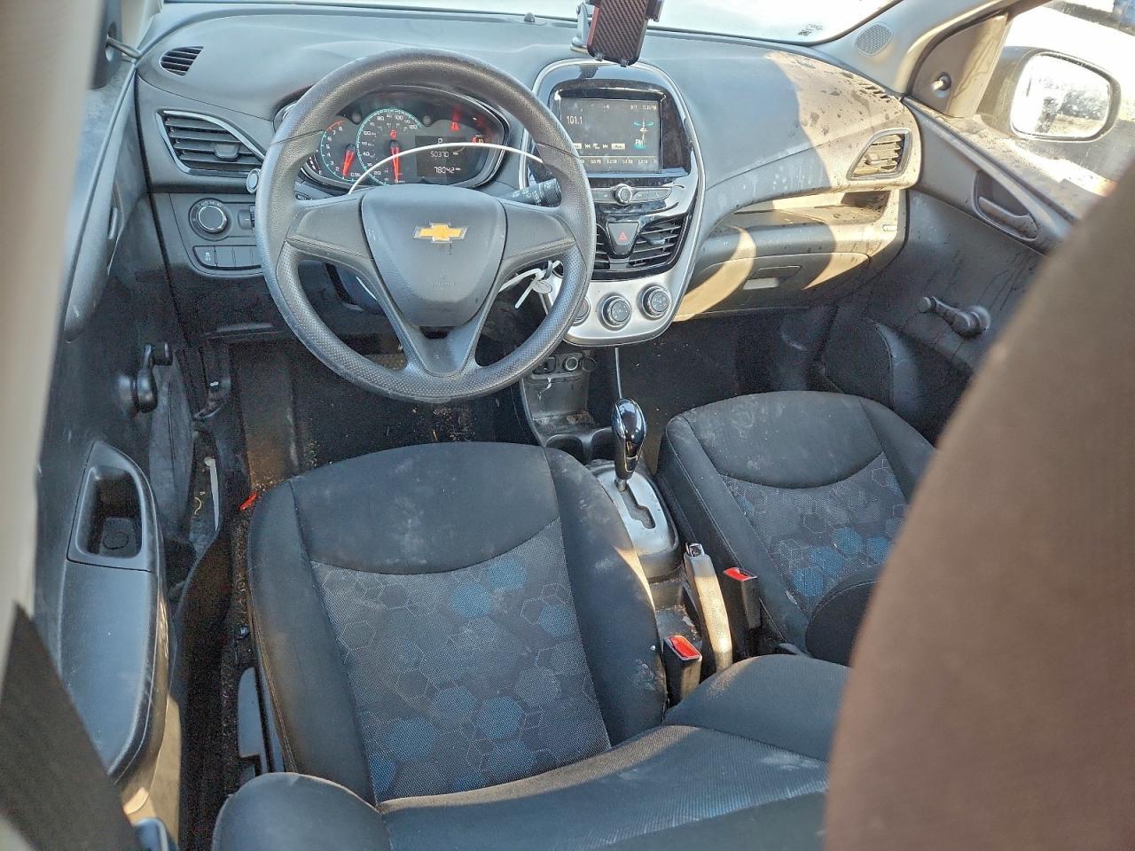 2016 CHEVROLET Spark