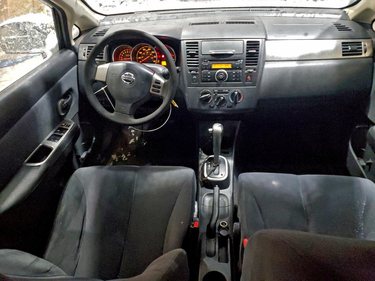 2009 NISSAN VERSA