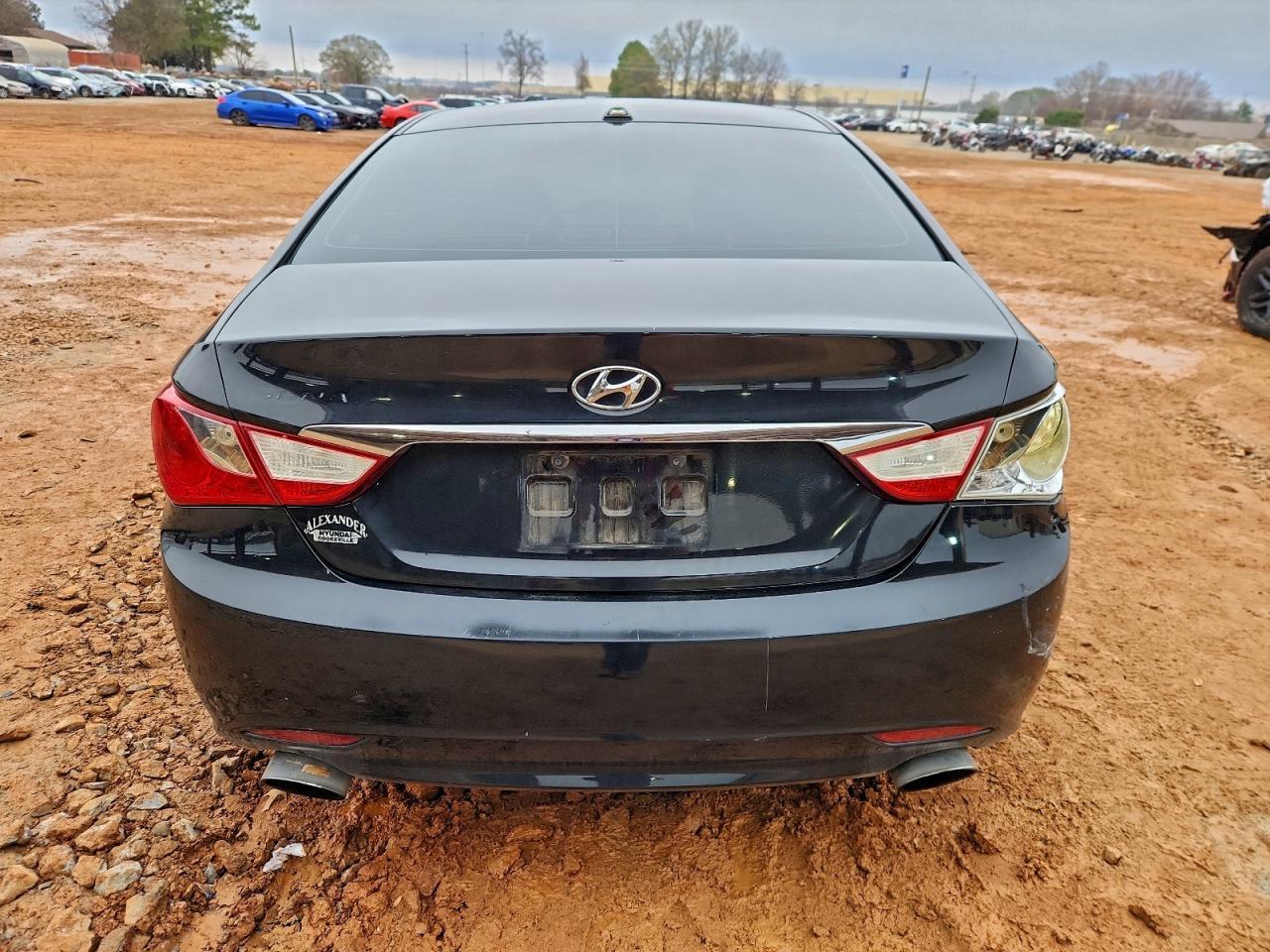 2011 HYUNDAI SONATA