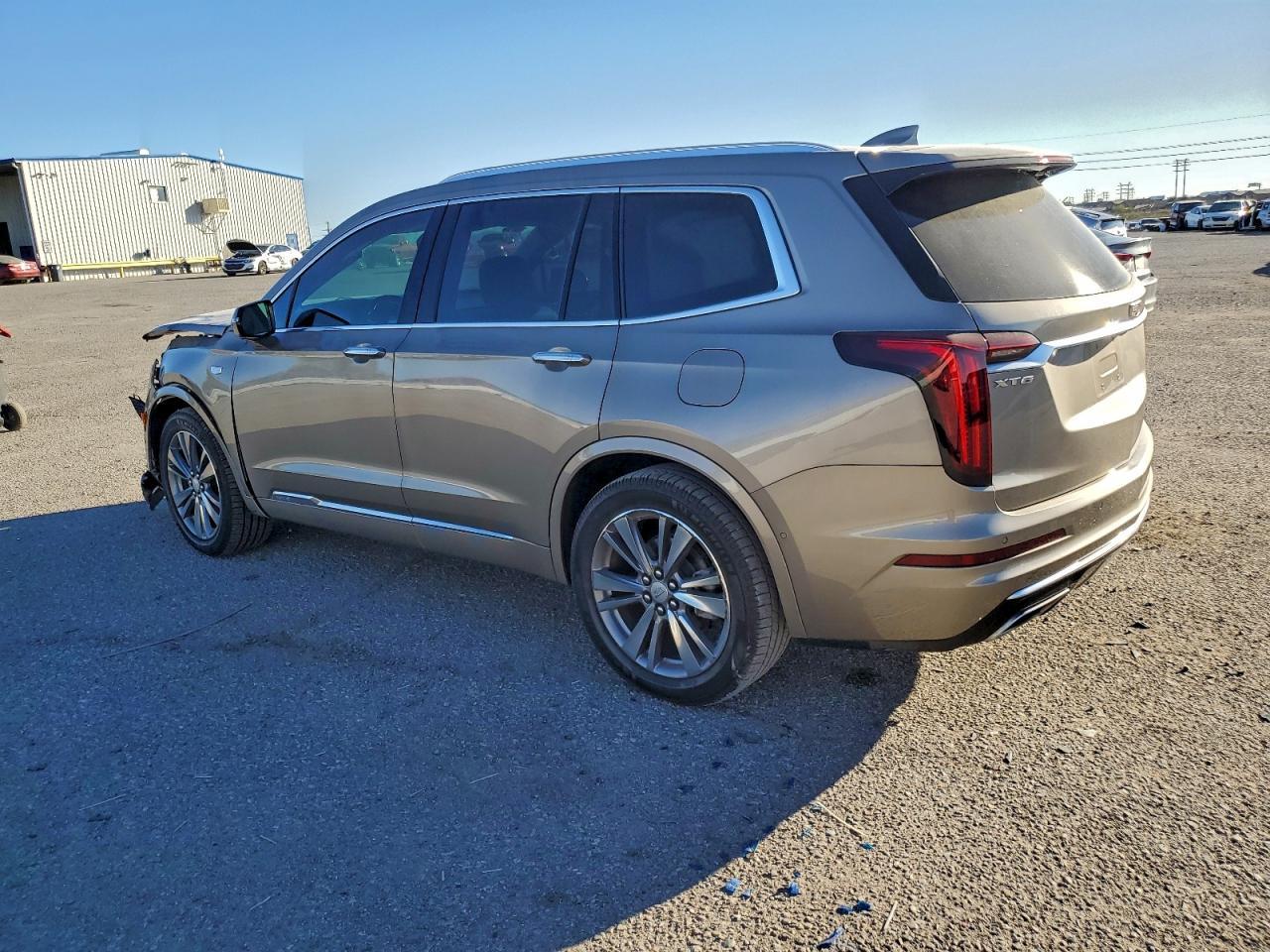 2022 CADILLAC XT6