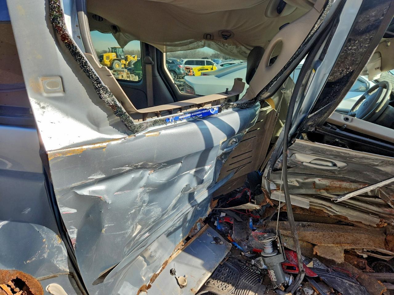 2003 DODGE GRAND CARAVAN