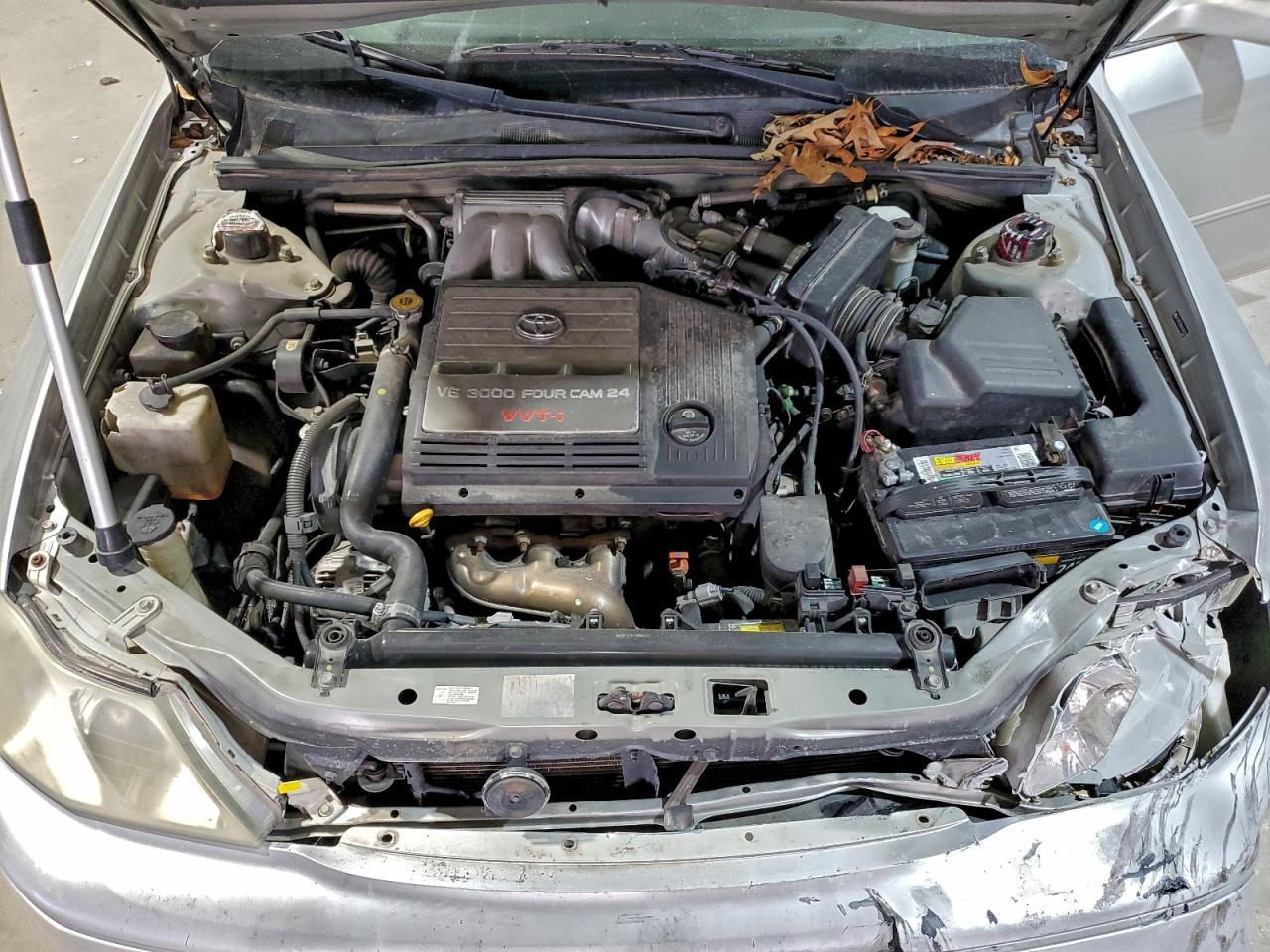2004 TOYOTA Avalon