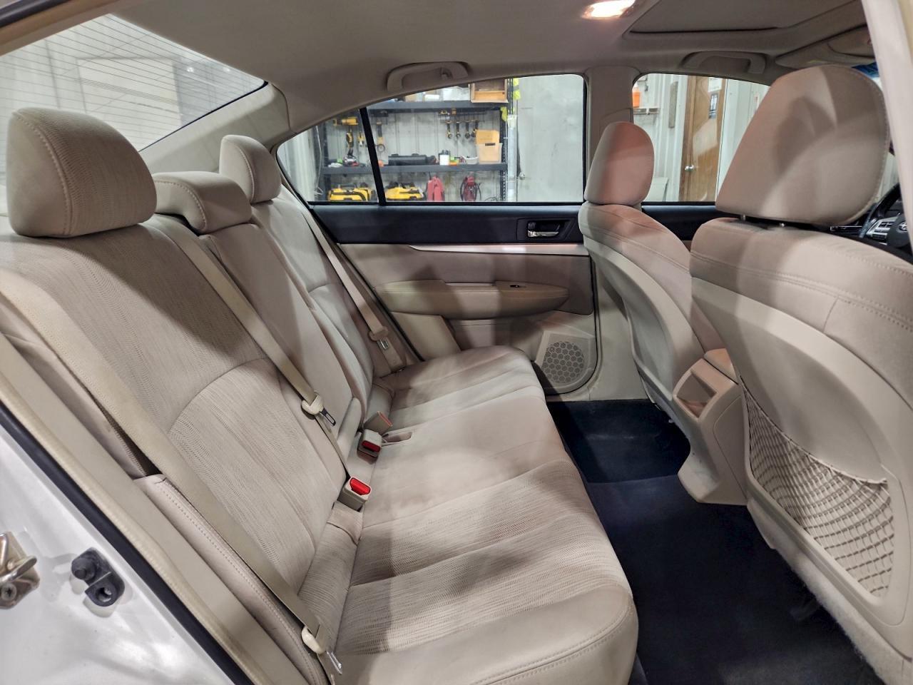2014 SUBARU Legacy