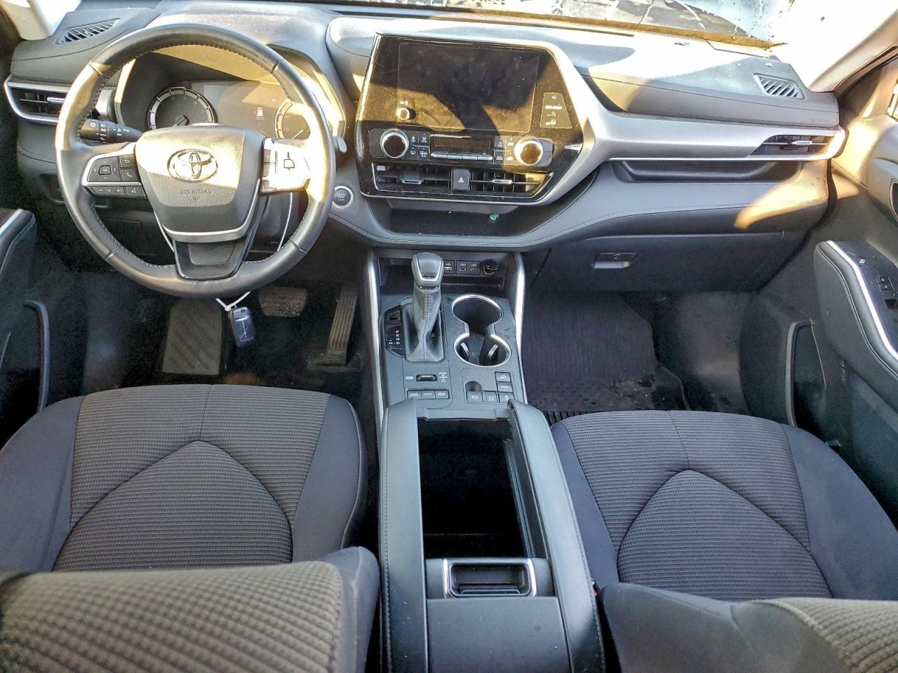 2024 TOYOTA HIGHLANDER