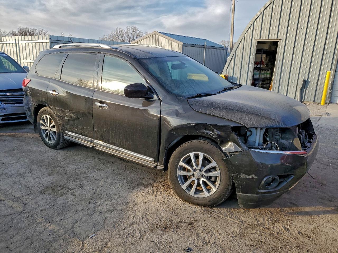 2016 NISSAN PATHFINDER