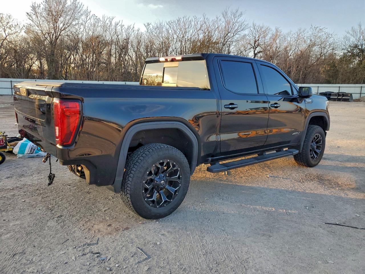 2020 GMC Sierra