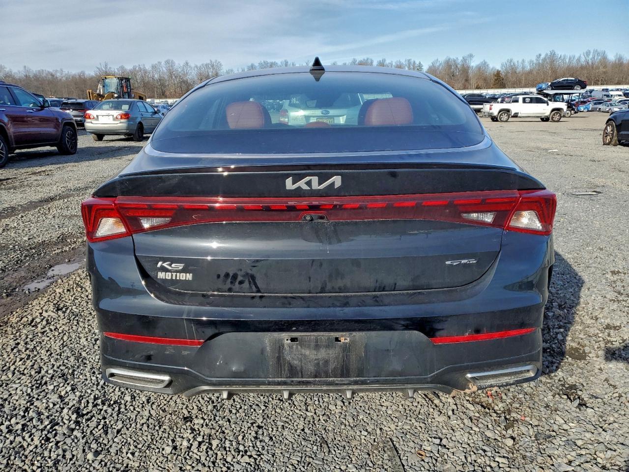 2022 KIA K5