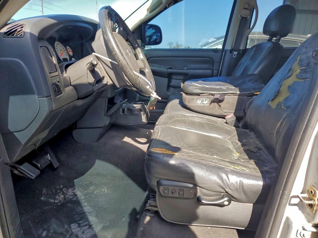 2004 DODGE RAM 1500