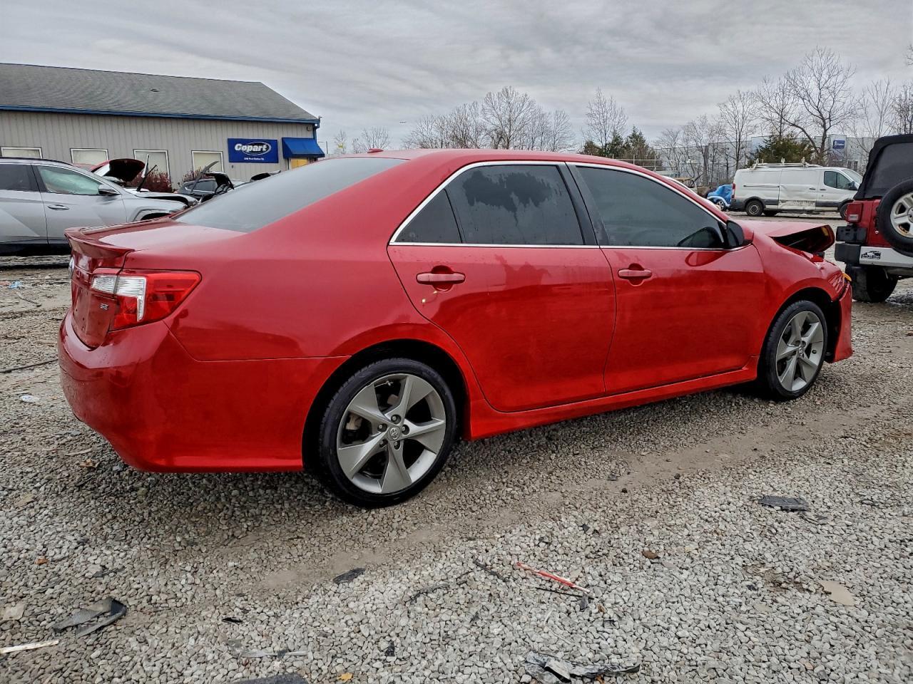 2014 TOYOTA CAMRY