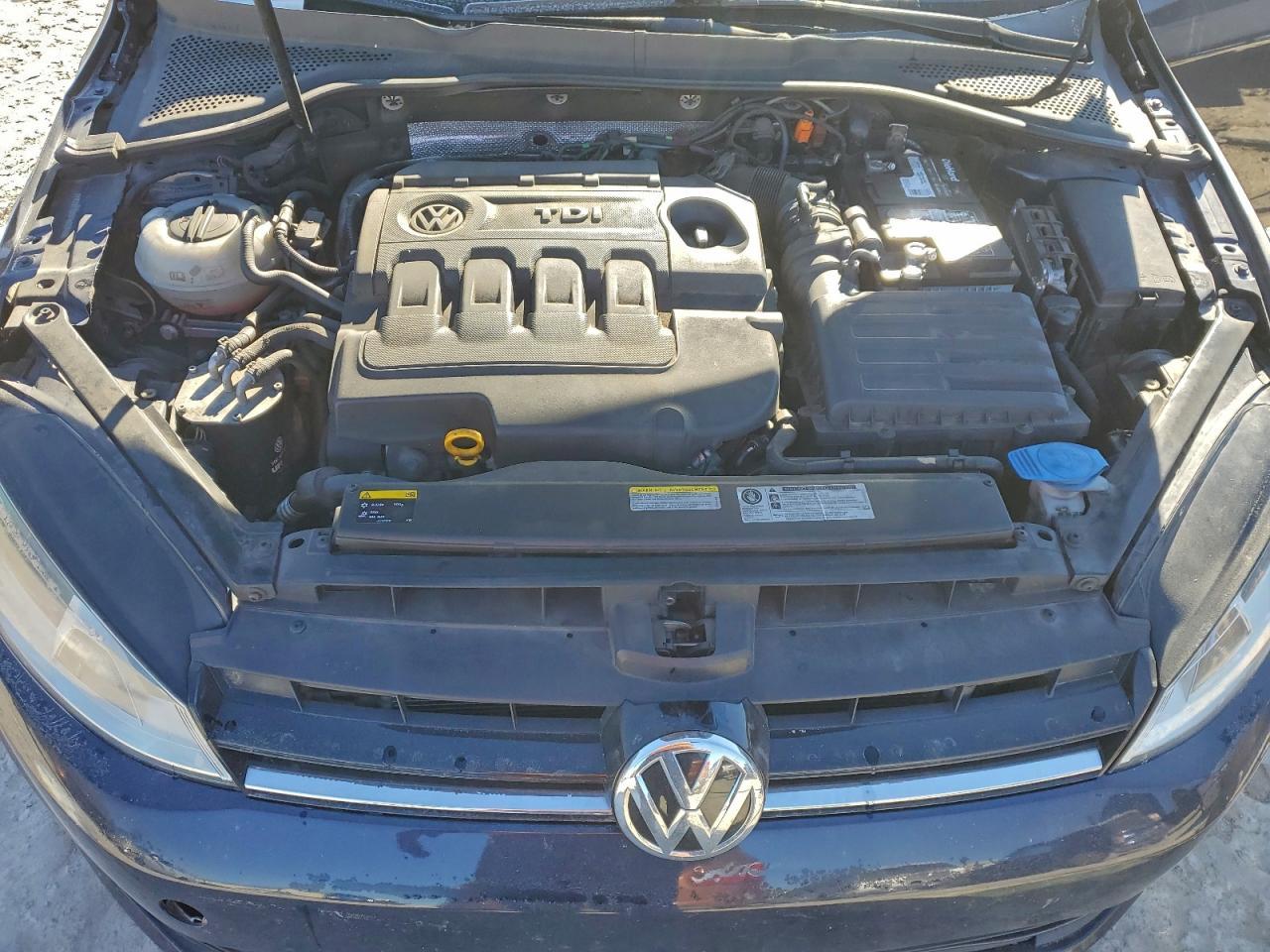 2015 VOLKSWAGEN GOLF