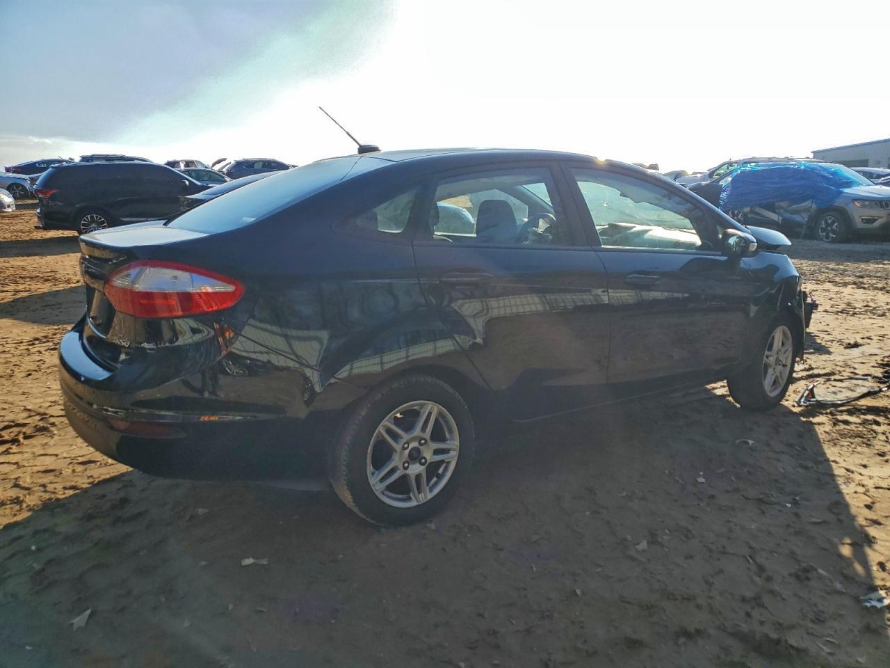 2018 FORD Fiesta