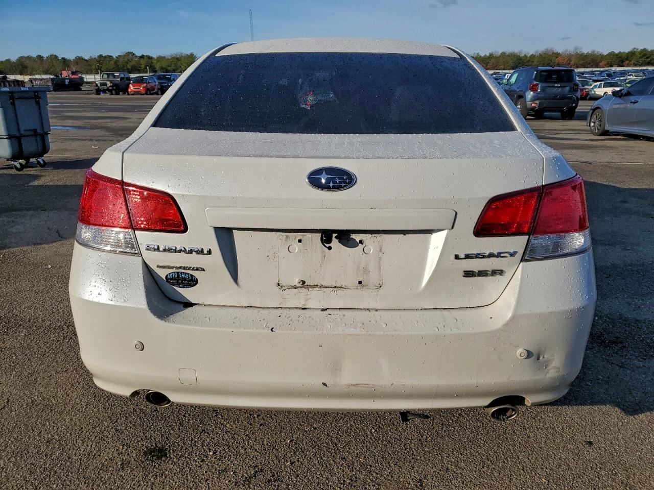 2010 SUBARU Legacy