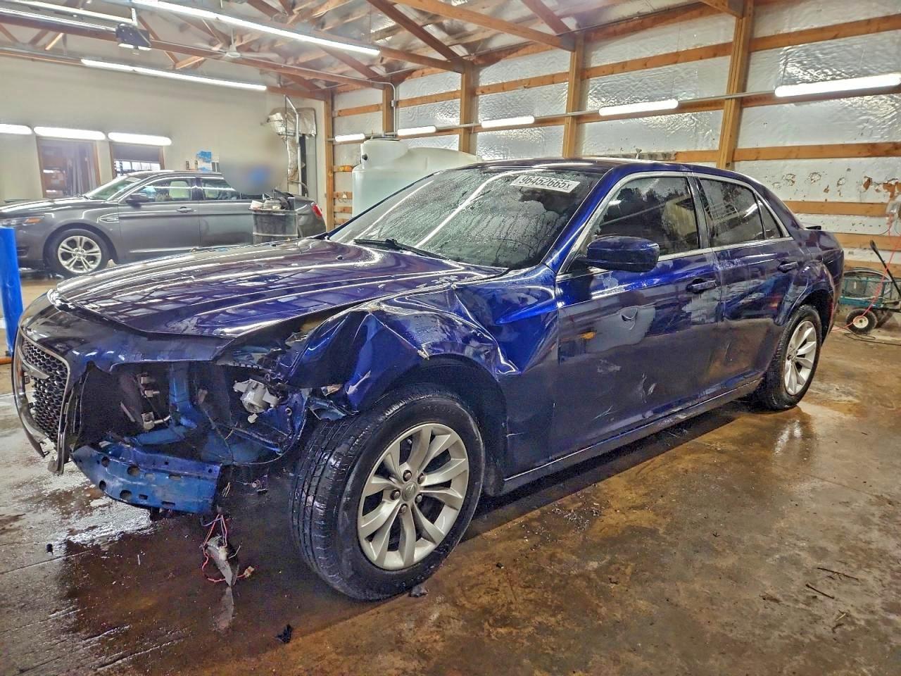 2015 CHRYSLER 300