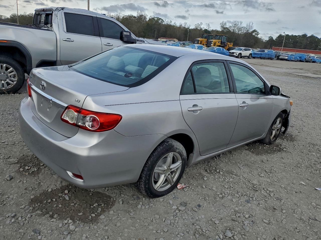 2011 TOYOTA COROLLA