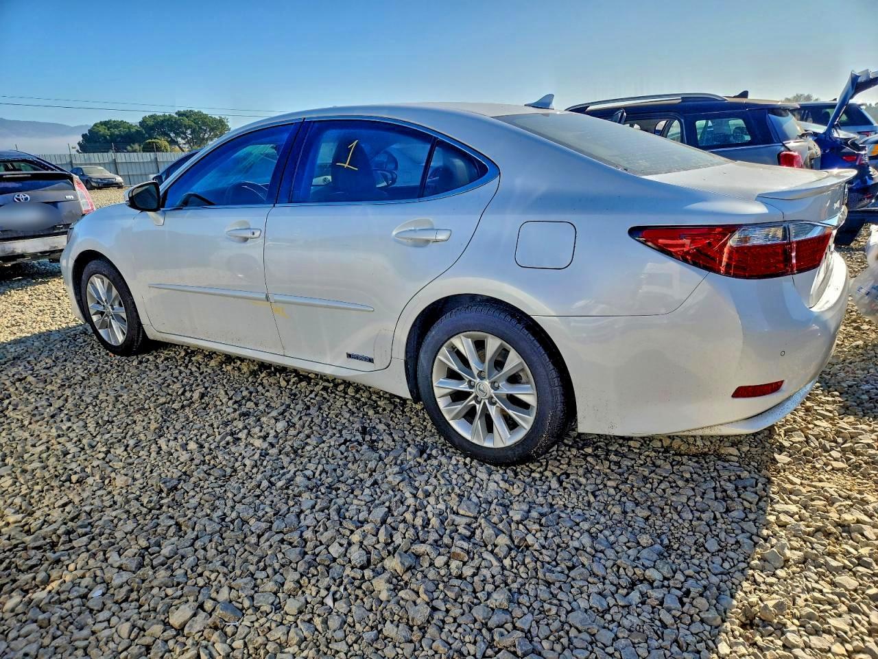2014 LEXUS ES 300H