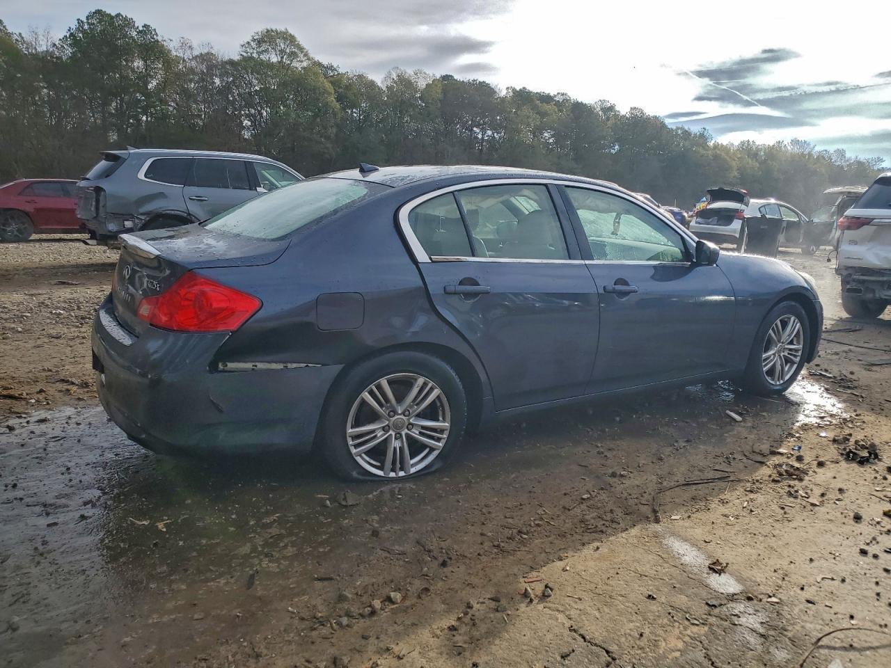 2012 INFINITI G25