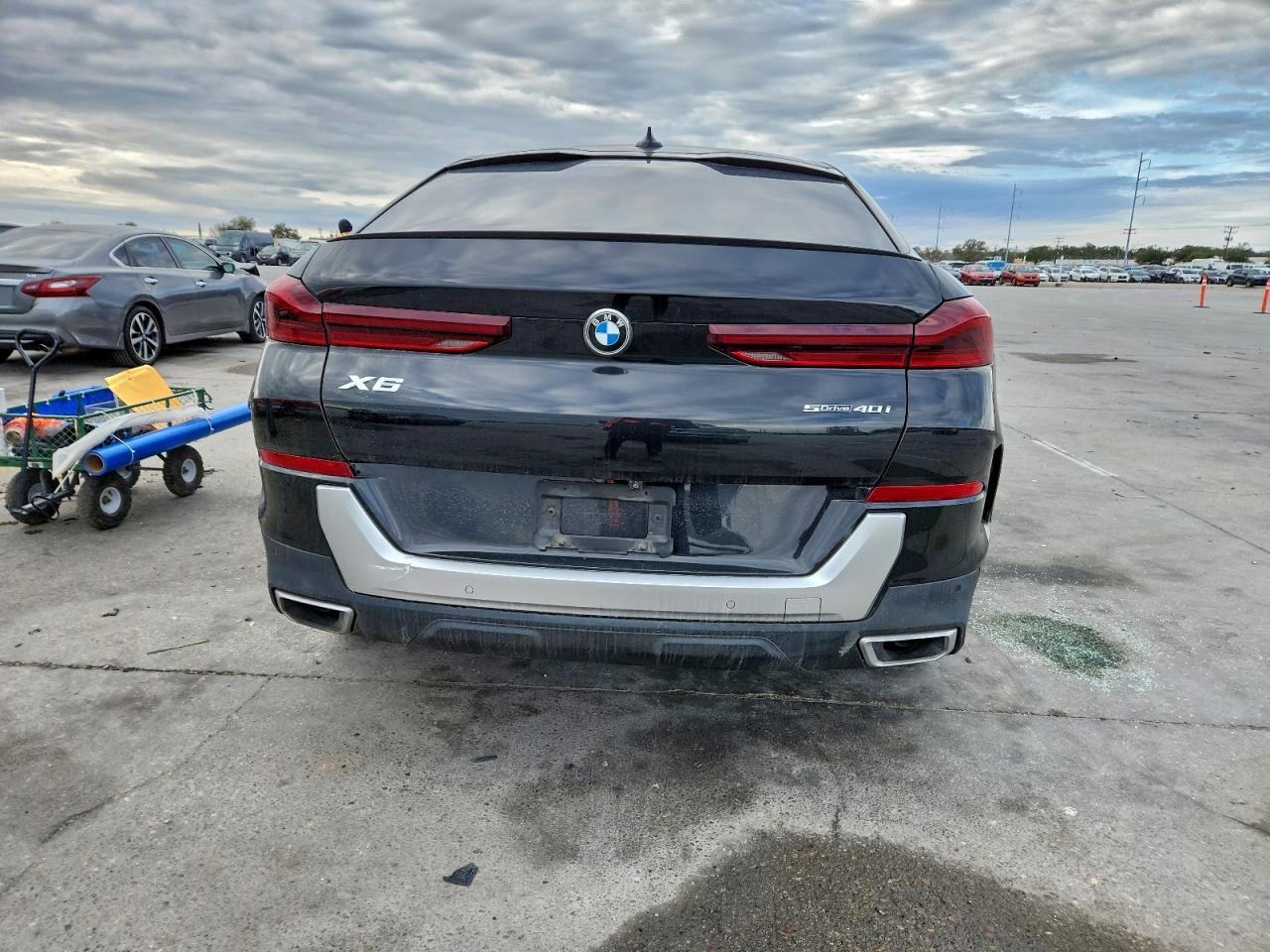 2021 BMW X6