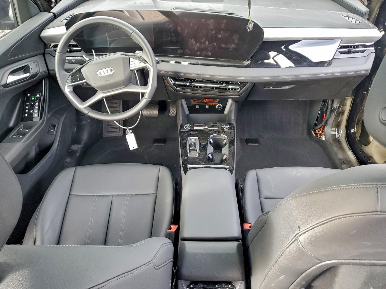 2025 AUDI Q6 e-tron