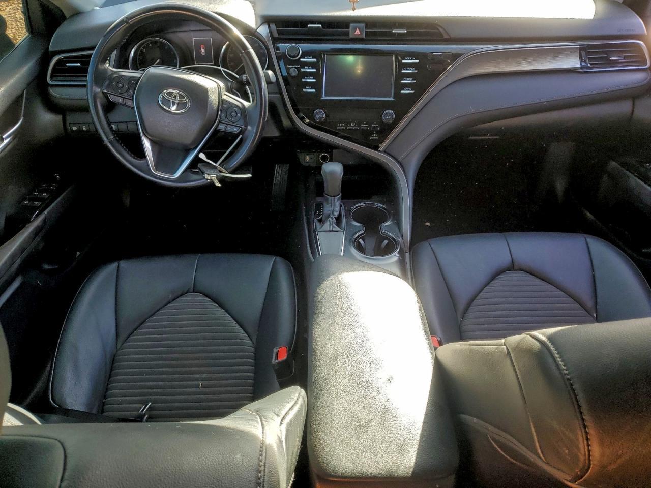 2019 TOYOTA CAMRY
