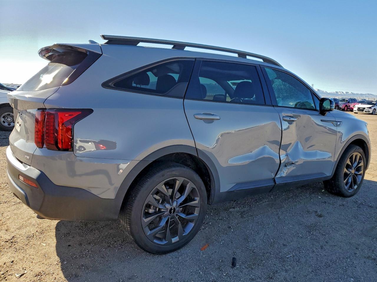 2023 KIA SORENTO