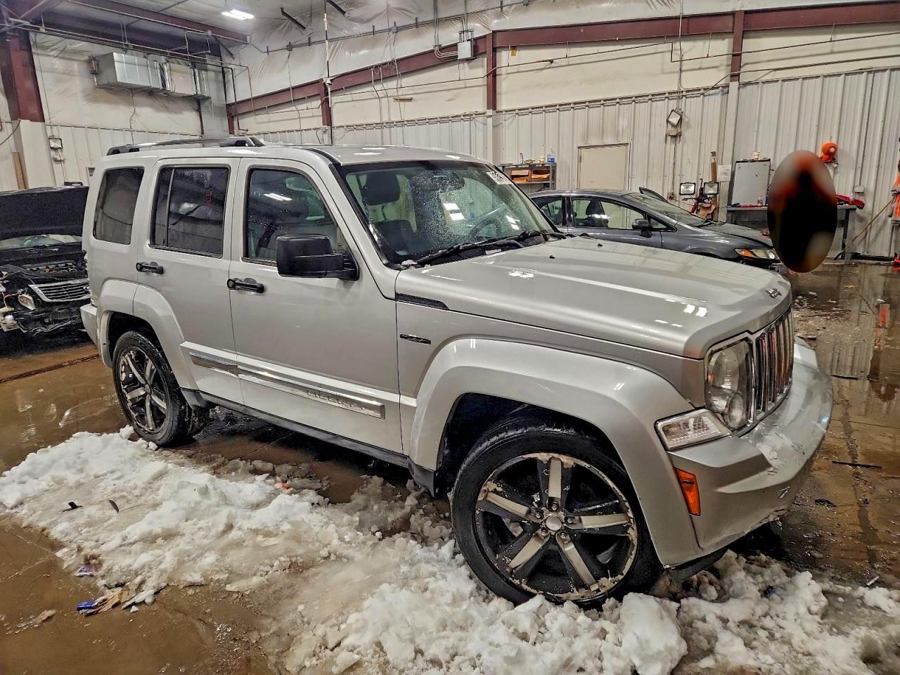 2011 JEEP Liberty