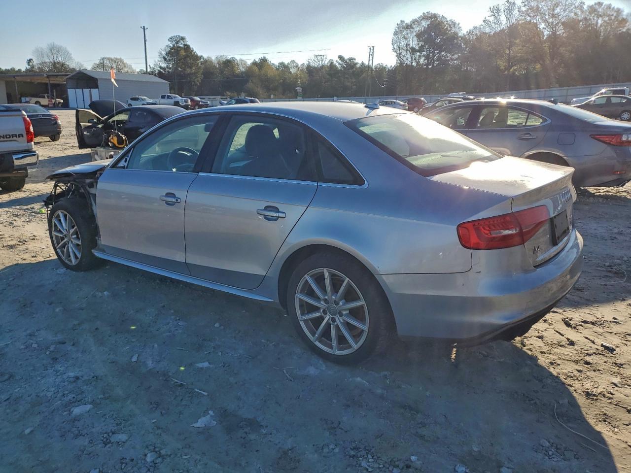 2015 AUDI A4