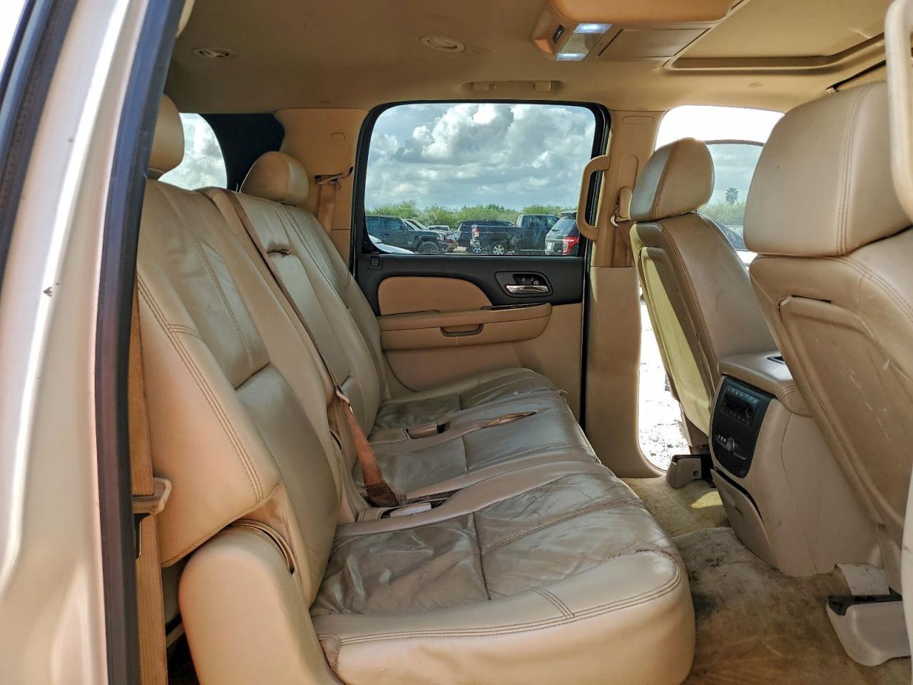 2008 CHEVROLET Suburban